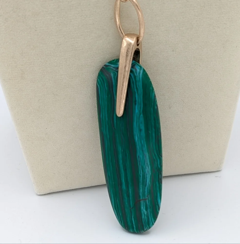 Robert Lee Morris SOHO Sculptural Stone Pendant Y Necklace NEW - Picture 2 of 9